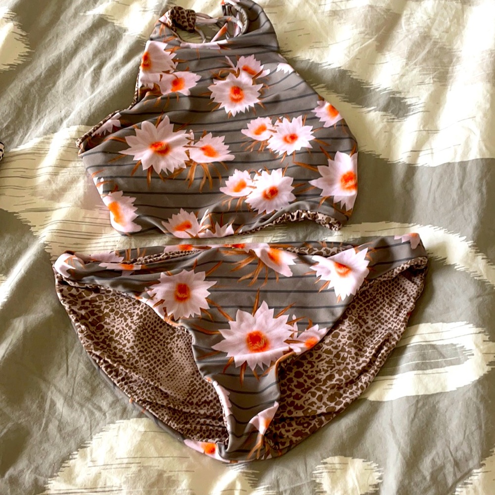 Acacia Bikini Set - Medium